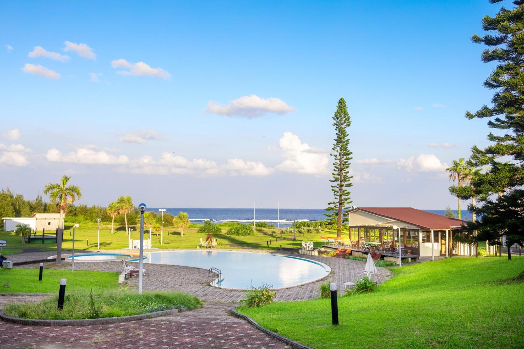 Отель Coral Palms Suno Экстерьер фото